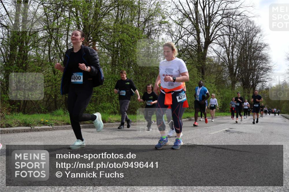 12.04.2026 - 45. Internationalen Wilhelmsburger Insellauf Yannick Fuchs http://msf.ph/oto/9496441 12.04.2026 13:07:54 Laufen 4800, 4992, 4319, 4223, 4224 meine-sportfotos.de