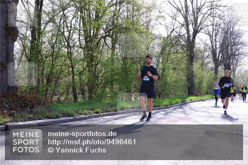12.04.2026 - 45. Internationalen Wilhelmsburger Insellauf Yannick Fuchs http://msf.ph/oto/9496461 12.04.2026 10:52:45 Laufen 2330, 2490, 5810 meine-sportfotos.de