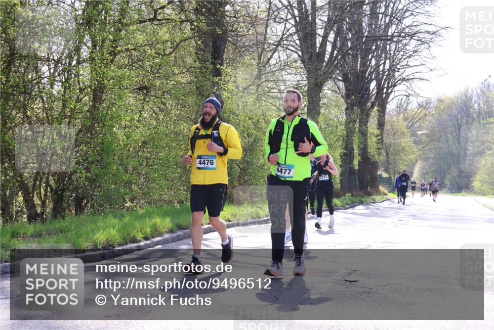 12.04.2026 - 45. Internationalen Wilhelmsburger Insellauf Yannick Fuchs http://msf.ph/oto/9496512 12.04.2026 10:52:51 Laufen 4476, 4477, 3717 meine-sportfotos.de
