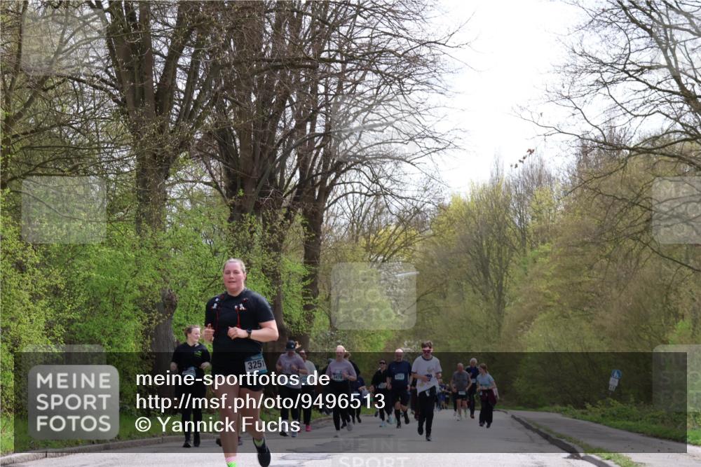 12.04.2026 - 45. Internationalen Wilhelmsburger Insellauf Yannick Fuchs http://msf.ph/oto/9496513 12.04.2026 13:08:01 Laufen 3251, 3478, 3498, 469 meine-sportfotos.de