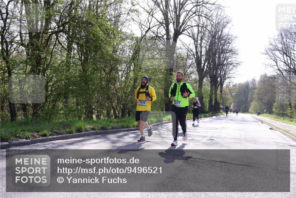 12.04.2026 - 45. Internationalen Wilhelmsburger Insellauf Yannick Fuchs http://msf.ph/oto/9496521 12.04.2026 10:52:51 Laufen 4476, 4477 meine-sportfotos.de