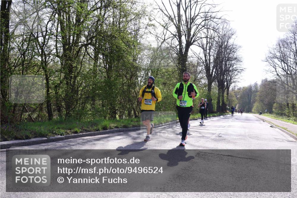 12.04.2026 - 45. Internationalen Wilhelmsburger Insellauf Yannick Fuchs http://msf.ph/oto/9496524 12.04.2026 10:52:52 Laufen 4476, 4477 meine-sportfotos.de
