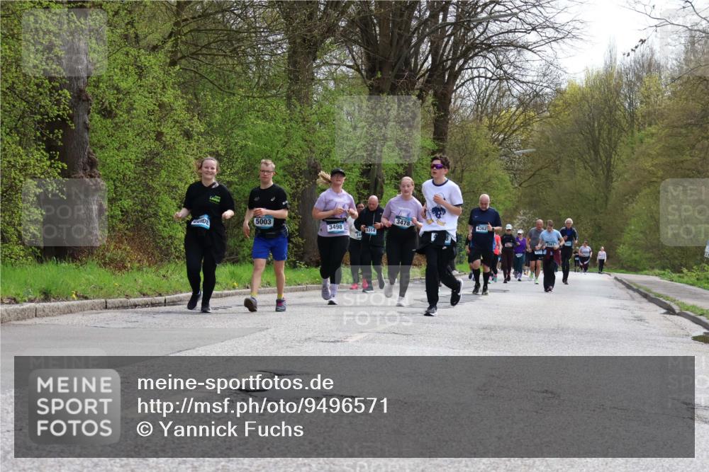 12.04.2026 - 45. Internationalen Wilhelmsburger Insellauf Yannick Fuchs http://msf.ph/oto/9496571 12.04.2026 13:08:06 Laufen 5003, 3498, 5314, 3478, 4362, 2061 meine-sportfotos.de