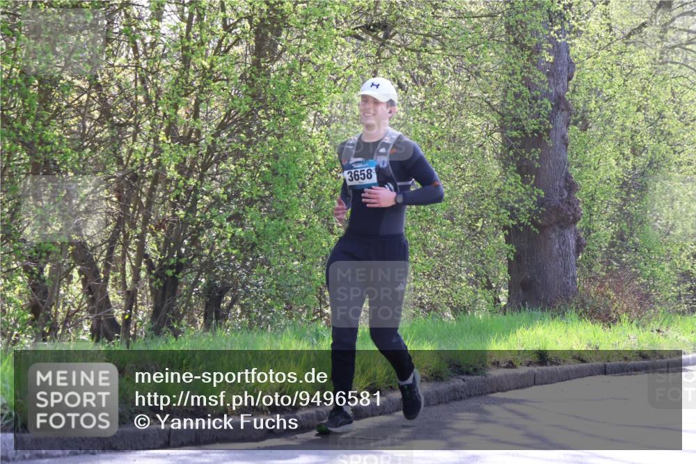 12.04.2026 - 45. Internationalen Wilhelmsburger Insellauf Yannick Fuchs http://msf.ph/oto/9496581 12.04.2026 10:52:59 Laufen 3658 meine-sportfotos.de