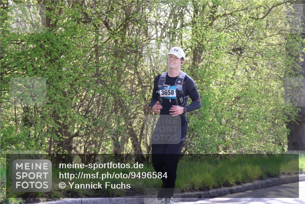 12.04.2026 - 45. Internationalen Wilhelmsburger Insellauf Yannick Fuchs http://msf.ph/oto/9496584 12.04.2026 10:53:00 Laufen 3658 meine-sportfotos.de