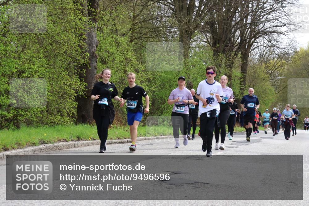 12.04.2026 - 45. Internationalen Wilhelmsburger Insellauf Yannick Fuchs http://msf.ph/oto/9496596 12.04.2026 13:08:08 Laufen 5003, 3498, 5314, 178, 2473, 4362 meine-sportfotos.de