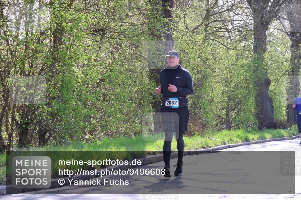 12.04.2026 - 45. Internationalen Wilhelmsburger Insellauf Yannick Fuchs http://msf.ph/oto/9496608 12.04.2026 10:53:05 Laufen 2882 meine-sportfotos.de