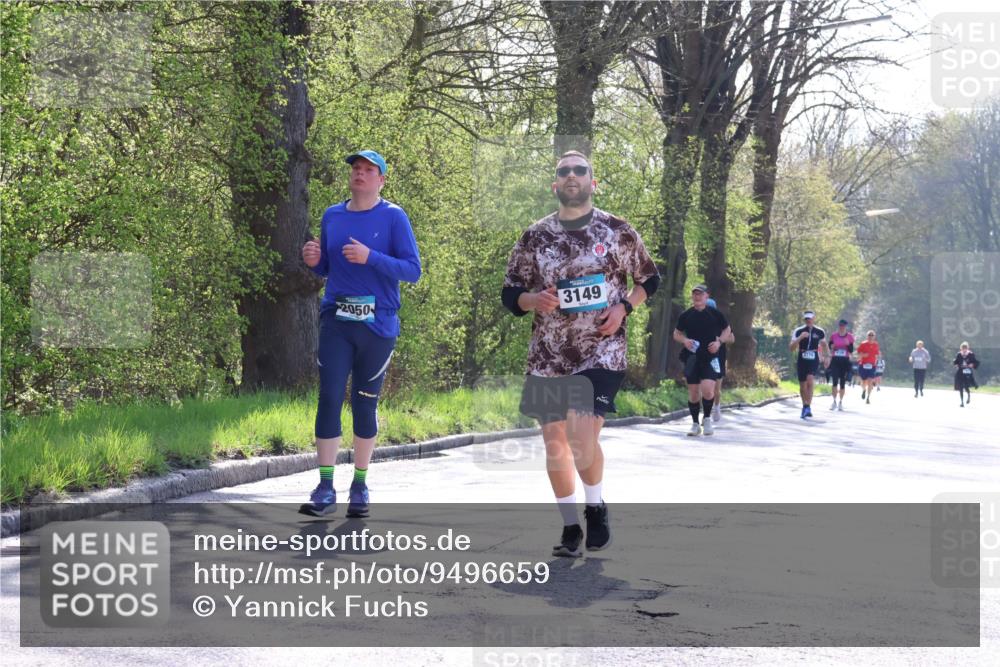 12.04.2026 - 45. Internationalen Wilhelmsburger Insellauf Yannick Fuchs http://msf.ph/oto/9496659 12.04.2026 10:53:11 Laufen 2050, 3149, 2775 meine-sportfotos.de