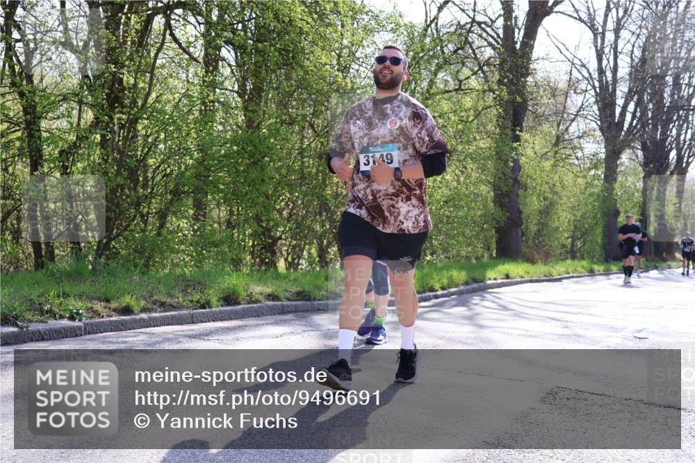 12.04.2026 - 45. Internationalen Wilhelmsburger Insellauf Yannick Fuchs http://msf.ph/oto/9496691 12.04.2026 10:53:14 Laufen 3149 meine-sportfotos.de