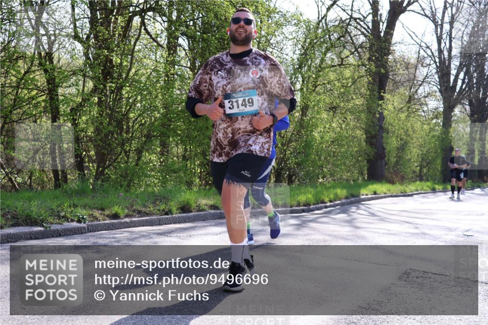 12.04.2026 - 45. Internationalen Wilhelmsburger Insellauf Yannick Fuchs http://msf.ph/oto/9496696 12.04.2026 10:53:14 Laufen 3149 meine-sportfotos.de
