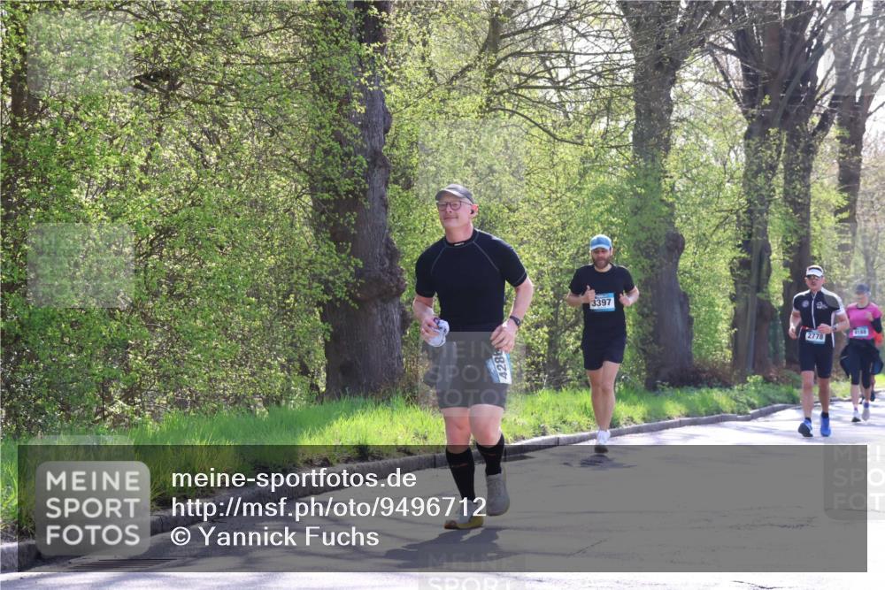 12.04.2026 - 45. Internationalen Wilhelmsburger Insellauf Yannick Fuchs http://msf.ph/oto/9496712 12.04.2026 10:53:17 Laufen 3397, 4188, 2778 meine-sportfotos.de
