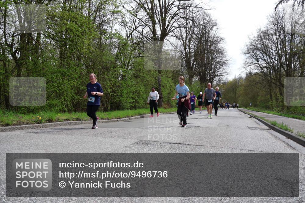 12.04.2026 - 45. Internationalen Wilhelmsburger Insellauf Yannick Fuchs http://msf.ph/oto/9496736 12.04.2026 13:08:21 Laufen 2562 meine-sportfotos.de