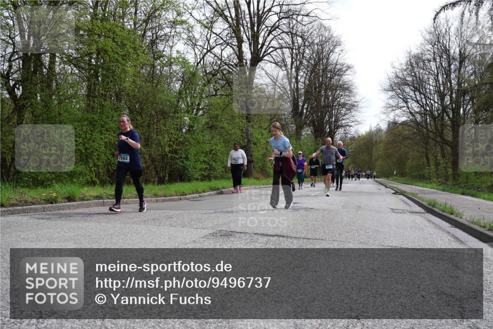 12.04.2026 - 45. Internationalen Wilhelmsburger Insellauf Yannick Fuchs http://msf.ph/oto/9496737 12.04.2026 13:08:21 Laufen 2562, 3915 meine-sportfotos.de