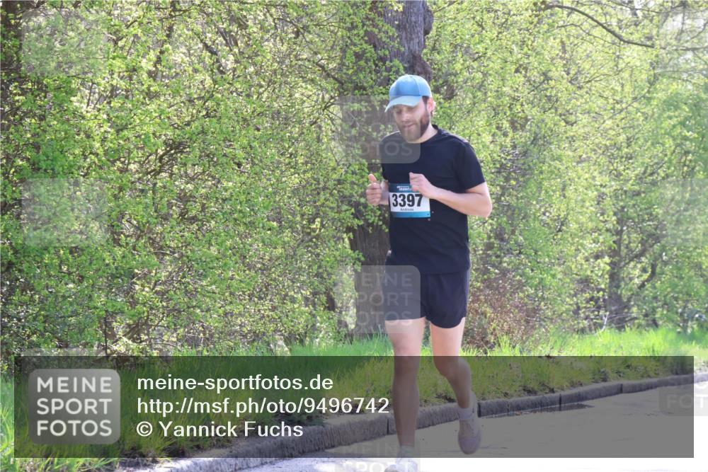 12.04.2026 - 45. Internationalen Wilhelmsburger Insellauf Yannick Fuchs http://msf.ph/oto/9496742 12.04.2026 10:53:21 Laufen 3397 meine-sportfotos.de