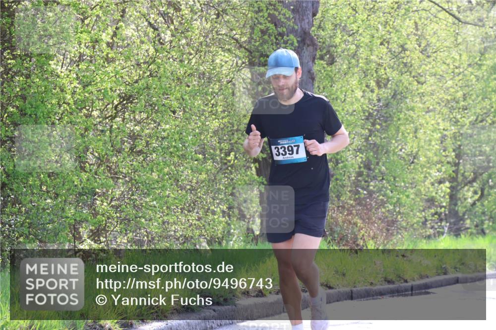12.04.2026 - 45. Internationalen Wilhelmsburger Insellauf Yannick Fuchs http://msf.ph/oto/9496743 12.04.2026 10:53:21 Laufen 3397 meine-sportfotos.de