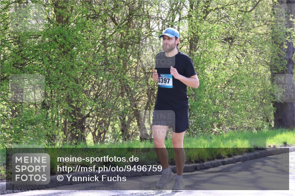 12.04.2026 - 45. Internationalen Wilhelmsburger Insellauf Yannick Fuchs http://msf.ph/oto/9496759 12.04.2026 10:53:23 Laufen 3397 meine-sportfotos.de