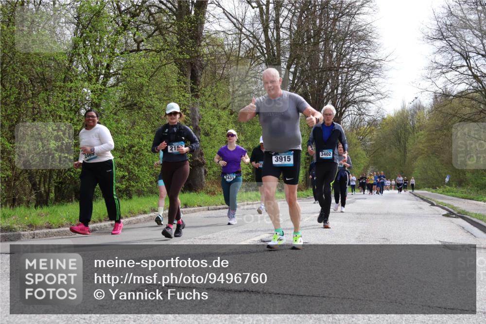 12.04.2026 - 45. Internationalen Wilhelmsburger Insellauf Yannick Fuchs http://msf.ph/oto/9496760 12.04.2026 13:08:24 Laufen 2469, 2159, 2431, 3915, 3402 meine-sportfotos.de