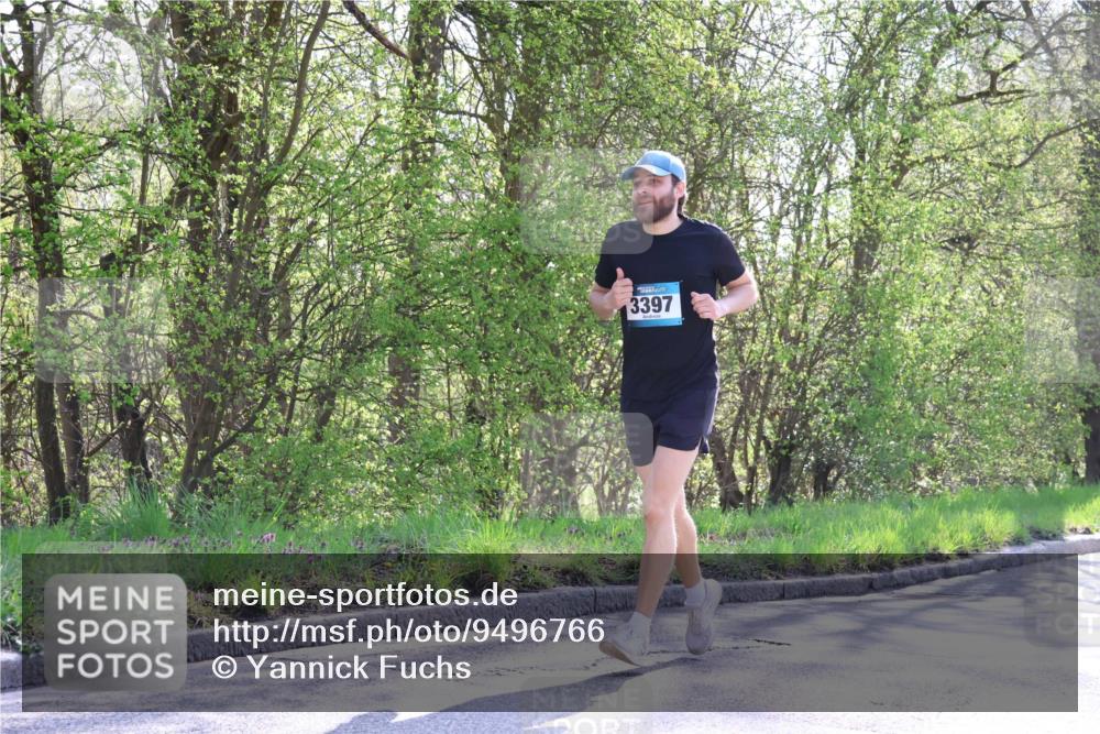 12.04.2026 - 45. Internationalen Wilhelmsburger Insellauf Yannick Fuchs http://msf.ph/oto/9496766 12.04.2026 10:53:23 Laufen 3397 meine-sportfotos.de