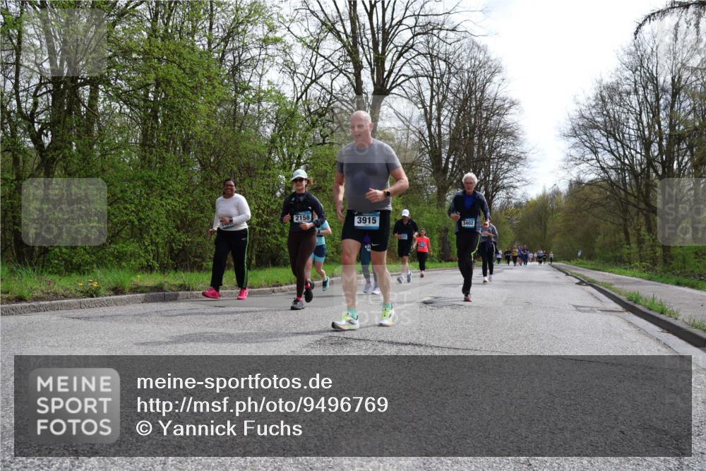 12.04.2026 - 45. Internationalen Wilhelmsburger Insellauf Yannick Fuchs http://msf.ph/oto/9496769 12.04.2026 13:08:24 Laufen 2158, 3915, 3402 meine-sportfotos.de