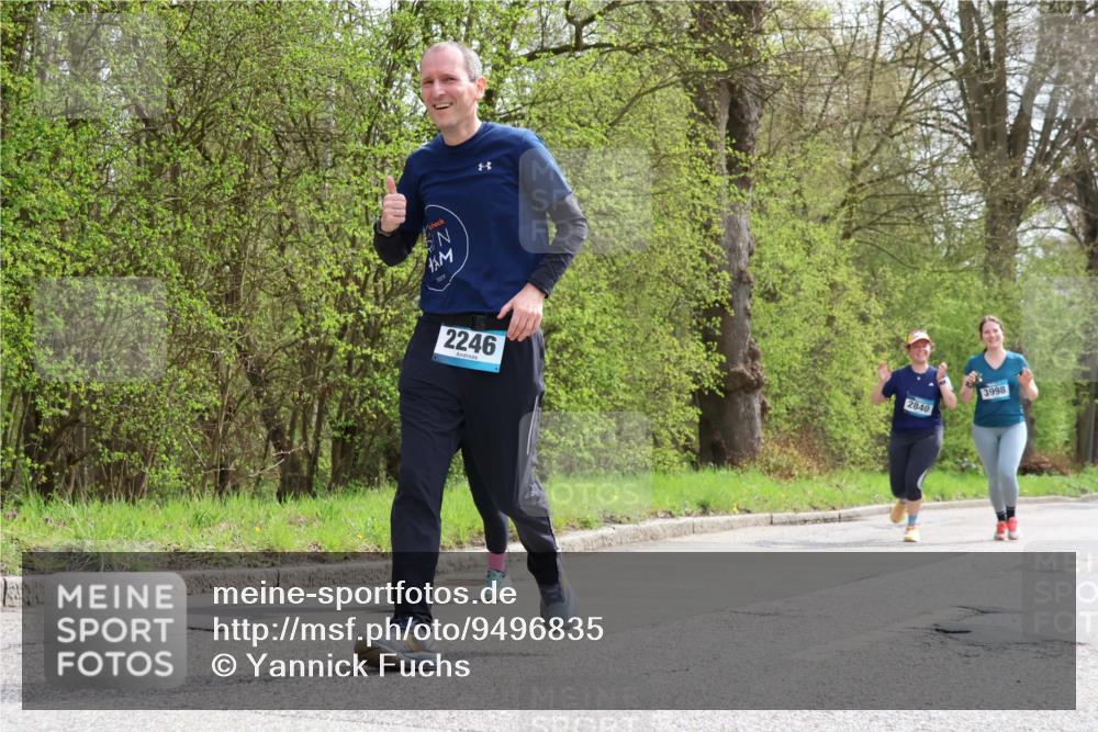 12.04.2026 - 45. Internationalen Wilhelmsburger Insellauf Yannick Fuchs http://msf.ph/oto/9496835 12.04.2026 13:08:31 Laufen 2246, 2840, 3998 meine-sportfotos.de