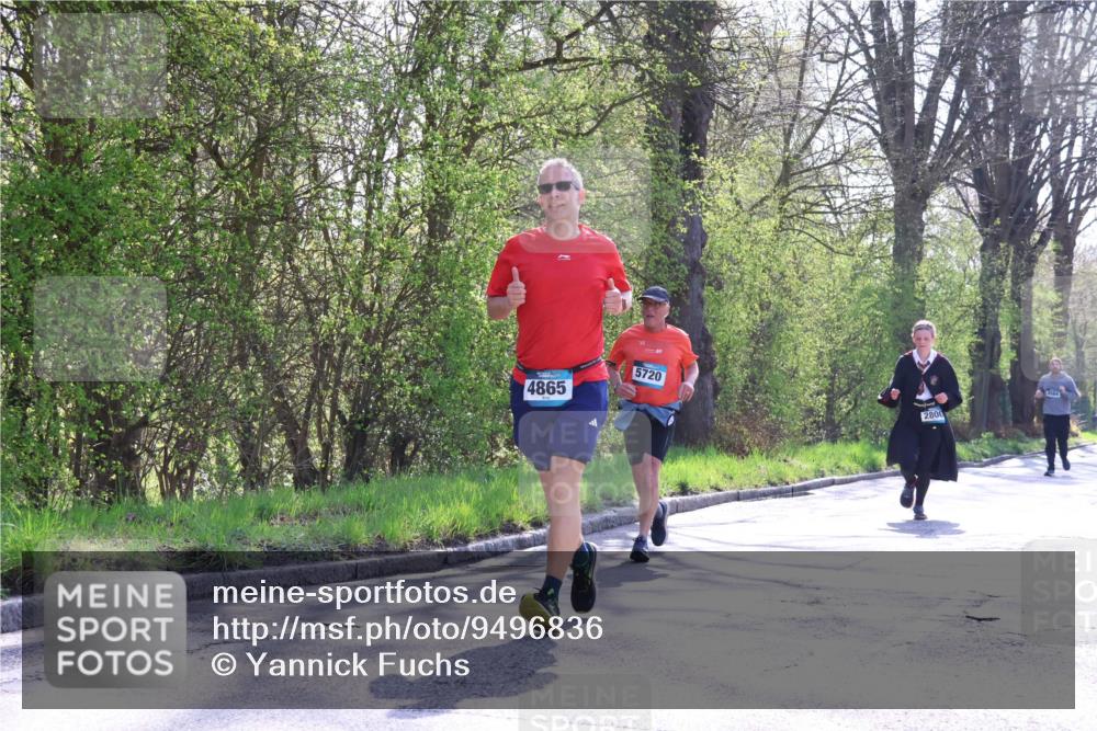 12.04.2026 - 45. Internationalen Wilhelmsburger Insellauf Yannick Fuchs http://msf.ph/oto/9496836 12.04.2026 10:53:32 Laufen 4865, 5720, 2800, 4544 meine-sportfotos.de