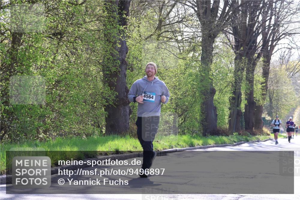 12.04.2026 - 45. Internationalen Wilhelmsburger Insellauf Yannick Fuchs http://msf.ph/oto/9496897 12.04.2026 10:53:39 Laufen 4564 meine-sportfotos.de