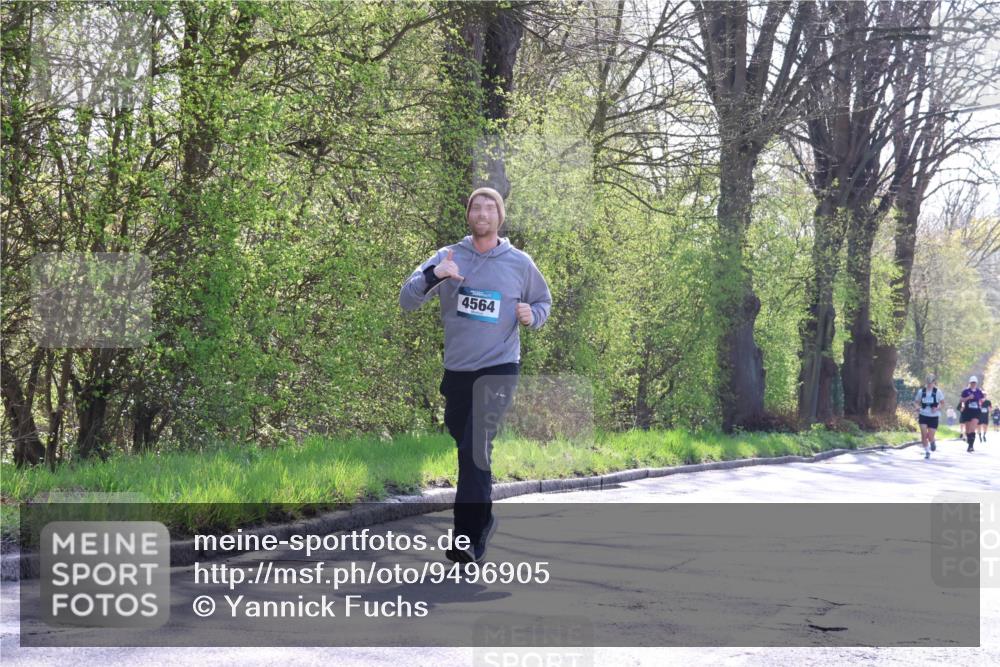 12.04.2026 - 45. Internationalen Wilhelmsburger Insellauf Yannick Fuchs http://msf.ph/oto/9496905 12.04.2026 10:53:39 Laufen 4564 meine-sportfotos.de