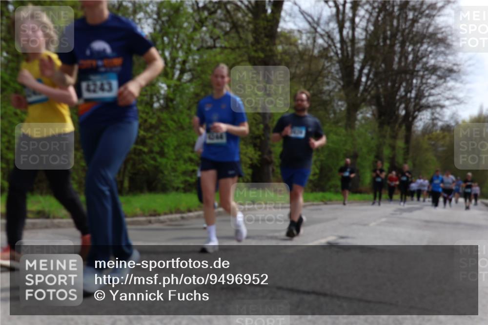 12.04.2026 - 45. Internationalen Wilhelmsburger Insellauf Yannick Fuchs http://msf.ph/oto/9496952 12.04.2026 13:08:42 Laufen 4243 meine-sportfotos.de