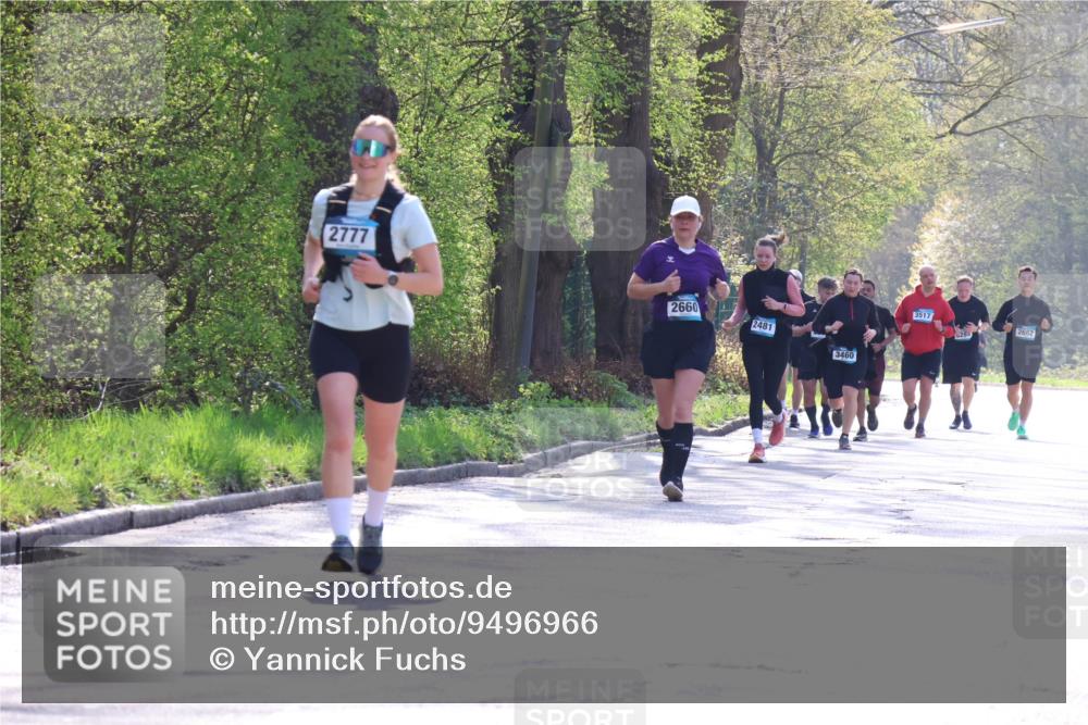12.04.2026 - 45. Internationalen Wilhelmsburger Insellauf Yannick Fuchs http://msf.ph/oto/9496966 12.04.2026 10:53:49 Laufen 2777, 2660, 2481, 3460, 3517, 0000 meine-sportfotos.de