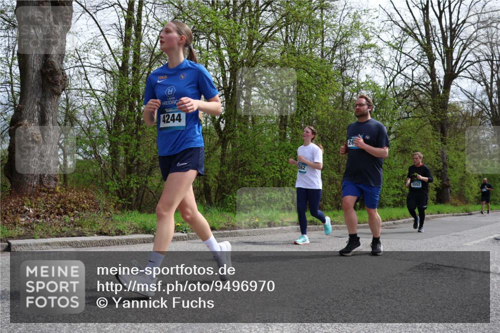 12.04.2026 - 45. Internationalen Wilhelmsburger Insellauf Yannick Fuchs http://msf.ph/oto/9496970 12.04.2026 13:08:44 Laufen 4244, 262, 26, 5552 meine-sportfotos.de