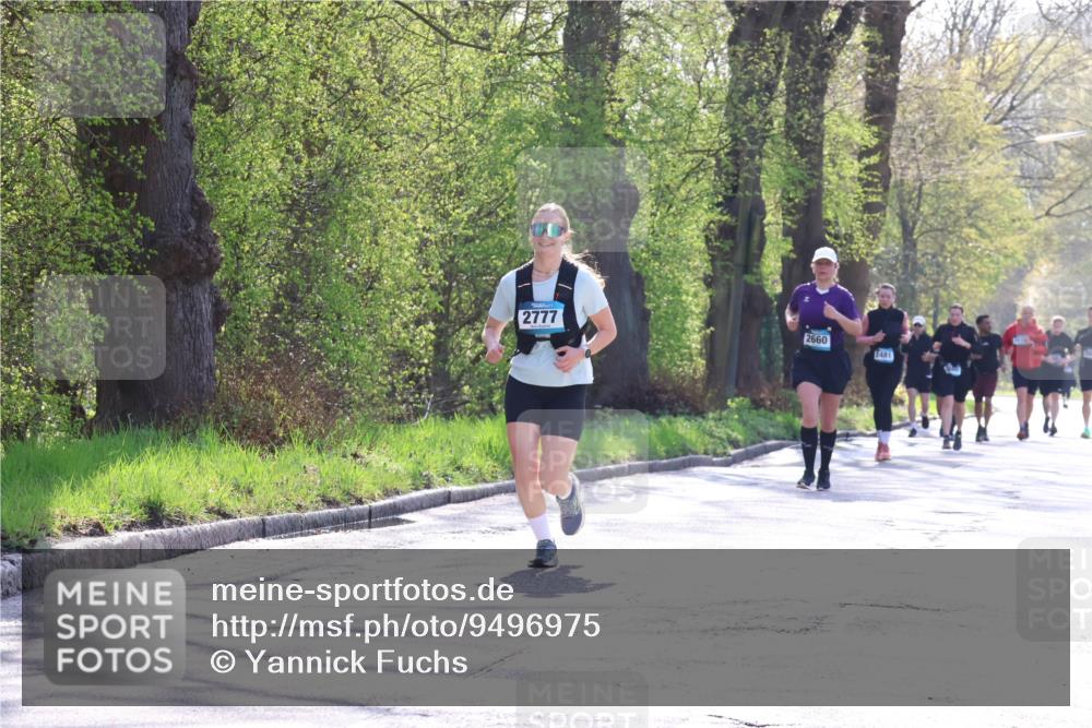 12.04.2026 - 45. Internationalen Wilhelmsburger Insellauf Yannick Fuchs http://msf.ph/oto/9496975 12.04.2026 10:53:50 Laufen 2777, 2660, 2481 meine-sportfotos.de