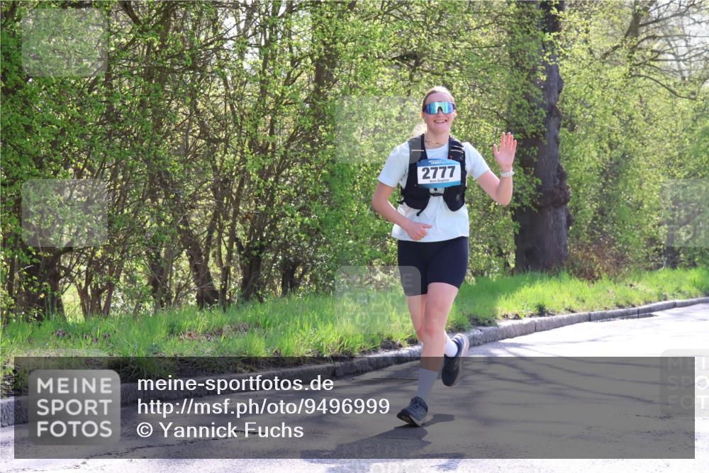 12.04.2026 - 45. Internationalen Wilhelmsburger Insellauf Yannick Fuchs http://msf.ph/oto/9496999 12.04.2026 10:53:53 Laufen 2777 meine-sportfotos.de