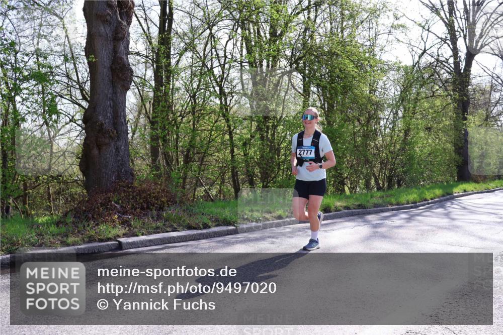 12.04.2026 - 45. Internationalen Wilhelmsburger Insellauf Yannick Fuchs http://msf.ph/oto/9497020 12.04.2026 10:53:54 Laufen 2777 meine-sportfotos.de