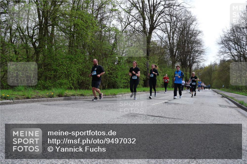 12.04.2026 - 45. Internationalen Wilhelmsburger Insellauf Yannick Fuchs http://msf.ph/oto/9497032 12.04.2026 13:08:50 Laufen 4073, 4557, 3581, 5223, 4593 meine-sportfotos.de