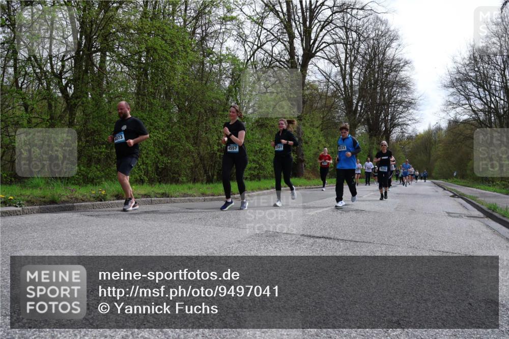 12.04.2026 - 45. Internationalen Wilhelmsburger Insellauf Yannick Fuchs http://msf.ph/oto/9497041 12.04.2026 13:08:51 Laufen 4073, 4557, 3581, 4, 5223, 4593 meine-sportfotos.de
