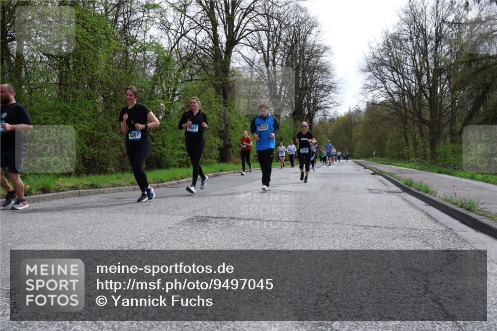 12.04.2026 - 45. Internationalen Wilhelmsburger Insellauf Yannick Fuchs http://msf.ph/oto/9497045 12.04.2026 13:08:51 Laufen 3581, 4557, 5223, 4593 meine-sportfotos.de