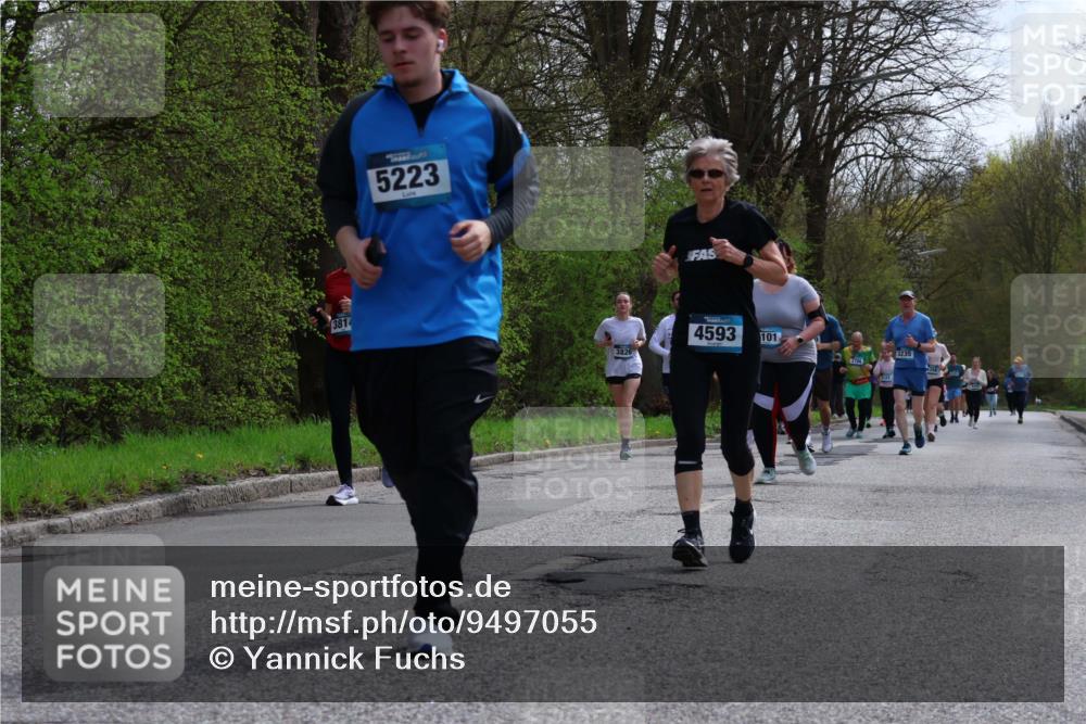 12.04.2026 - 45. Internationalen Wilhelmsburger Insellauf Yannick Fuchs http://msf.ph/oto/9497055 12.04.2026 13:08:52 Laufen 5223, 3826, 4593, 101, 2764, 3122, 3235 meine-sportfotos.de