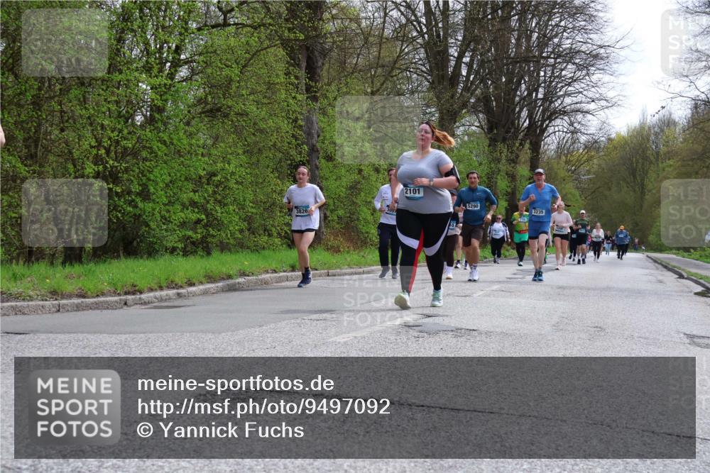 12.04.2026 - 45. Internationalen Wilhelmsburger Insellauf Yannick Fuchs http://msf.ph/oto/9497092 12.04.2026 13:08:55 Laufen 3826, 2101, 0, 5290, 3235 meine-sportfotos.de