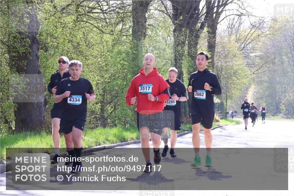 12.04.2026 - 45. Internationalen Wilhelmsburger Insellauf Yannick Fuchs http://msf.ph/oto/9497117 12.04.2026 10:54:07 Laufen 4334, 3517, 5285, 0000 meine-sportfotos.de