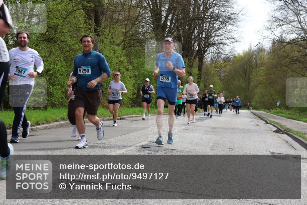 12.04.2026 - 45. Internationalen Wilhelmsburger Insellauf Yannick Fuchs http://msf.ph/oto/9497127 12.04.2026 13:08:59 Laufen 3057, 5290, 4047, 3730, 3235, 4358 meine-sportfotos.de