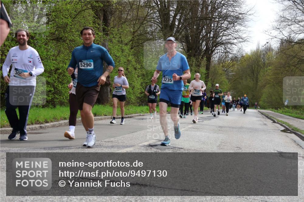 12.04.2026 - 45. Internationalen Wilhelmsburger Insellauf Yannick Fuchs http://msf.ph/oto/9497130 12.04.2026 13:08:59 Laufen 30, 421, 5290, 4047, 3730, 3235, 4358 meine-sportfotos.de