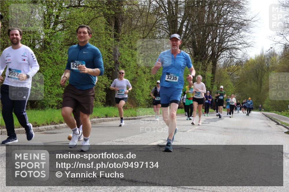 12.04.2026 - 45. Internationalen Wilhelmsburger Insellauf Yannick Fuchs http://msf.ph/oto/9497134 12.04.2026 13:08:59 Laufen 3057, 526, 4047, 3730, 3235, 2766, 4358, 3872 meine-sportfotos.de
