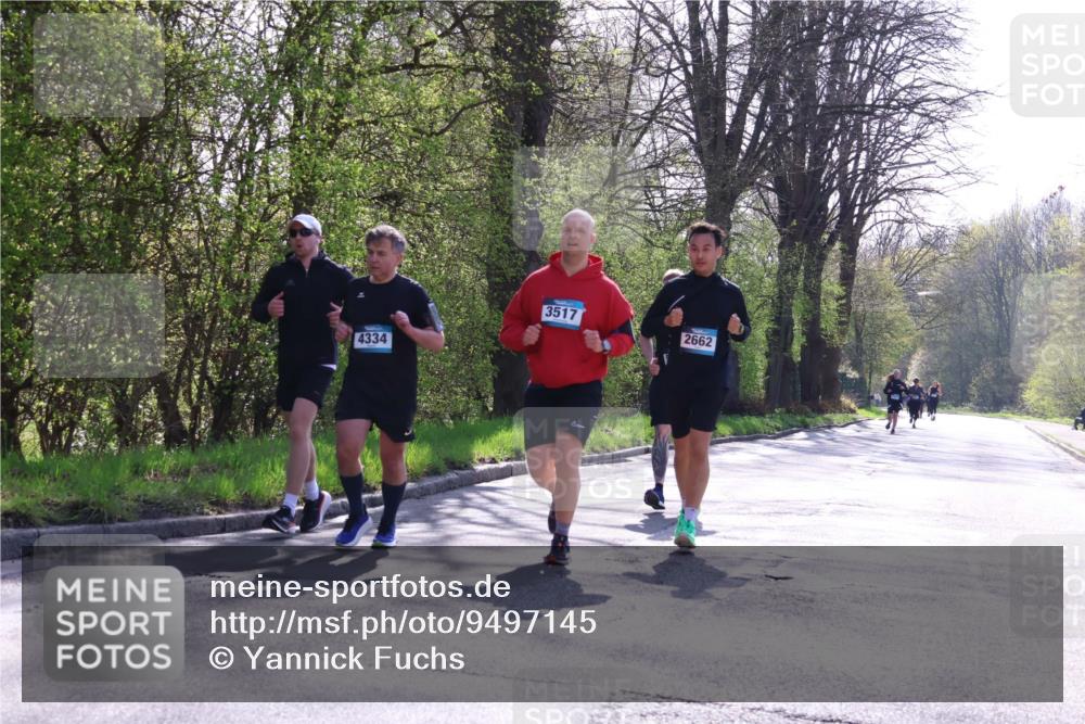 12.04.2026 - 45. Internationalen Wilhelmsburger Insellauf Yannick Fuchs http://msf.ph/oto/9497145 12.04.2026 10:54:09 Laufen 4334, 3517, 0000 meine-sportfotos.de