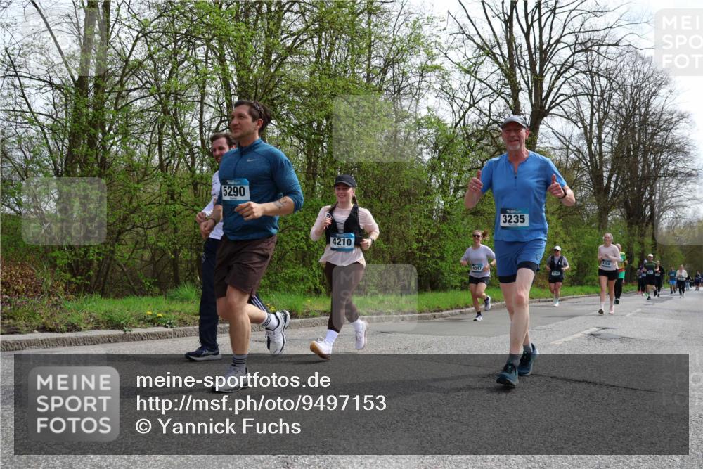 12.04.2026 - 45. Internationalen Wilhelmsburger Insellauf Yannick Fuchs http://msf.ph/oto/9497153 12.04.2026 13:09:01 Laufen 5290, 4210, 3235, 4358 meine-sportfotos.de