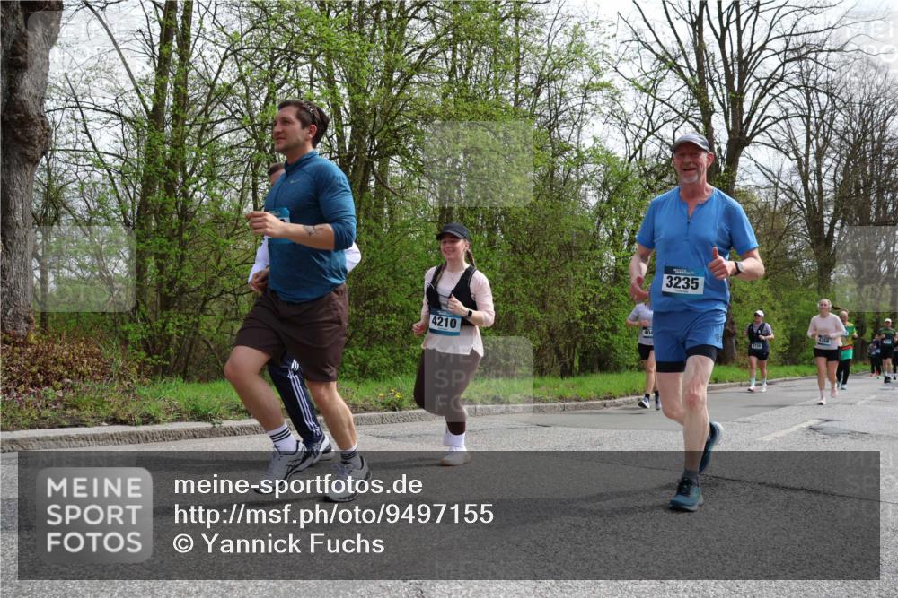 12.04.2026 - 45. Internationalen Wilhelmsburger Insellauf Yannick Fuchs http://msf.ph/oto/9497155 12.04.2026 13:09:01 Laufen 4210, 3235, 404, 17385, 4358 meine-sportfotos.de