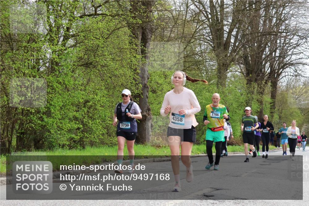 12.04.2026 - 45. Internationalen Wilhelmsburger Insellauf Yannick Fuchs http://msf.ph/oto/9497168 12.04.2026 13:09:02 Laufen 3730, 4358, 2766, 3872, 4442, 2332, 4443 meine-sportfotos.de