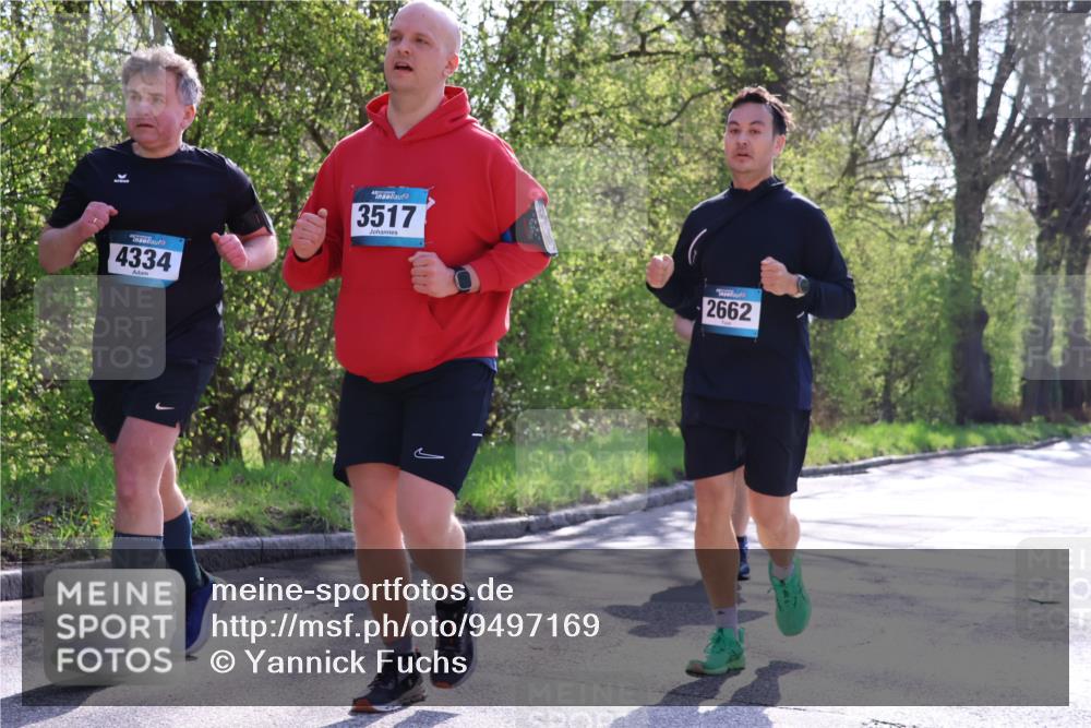 12.04.2026 - 45. Internationalen Wilhelmsburger Insellauf Yannick Fuchs http://msf.ph/oto/9497169 12.04.2026 10:54:11 Laufen 4334, 3517, 0000 meine-sportfotos.de
