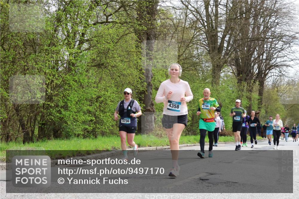 12.04.2026 - 45. Internationalen Wilhelmsburger Insellauf Yannick Fuchs http://msf.ph/oto/9497170 12.04.2026 13:09:02 Laufen 3730, 4358, 2766, 3872, 444, 4443 meine-sportfotos.de