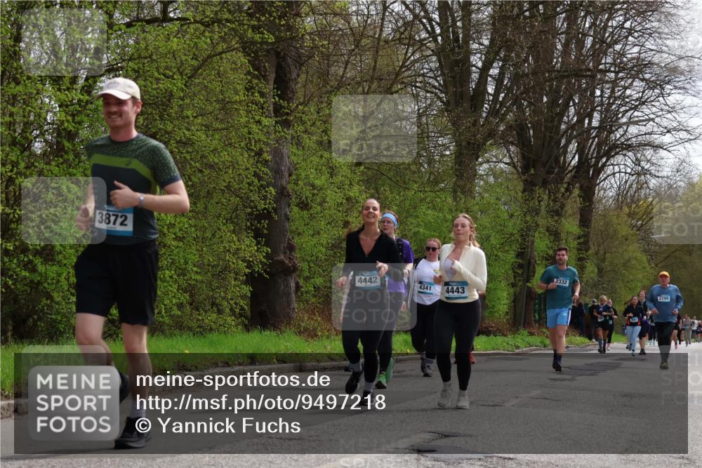 12.04.2026 - 45. Internationalen Wilhelmsburger Insellauf Yannick Fuchs http://msf.ph/oto/9497218 12.04.2026 13:09:08 Laufen 3872, 4442, 2332, 4341, 4443, 2290, 2290 meine-sportfotos.de