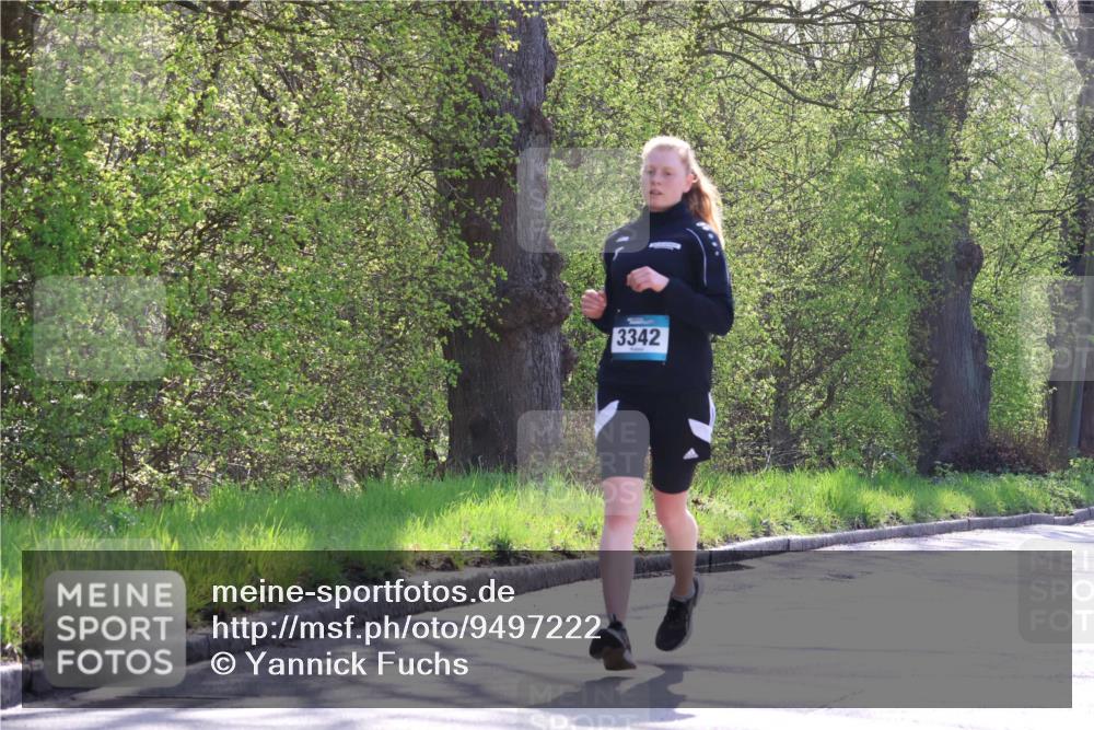 12.04.2026 - 45. Internationalen Wilhelmsburger Insellauf Yannick Fuchs http://msf.ph/oto/9497222 12.04.2026 10:54:22 Laufen 3342 meine-sportfotos.de